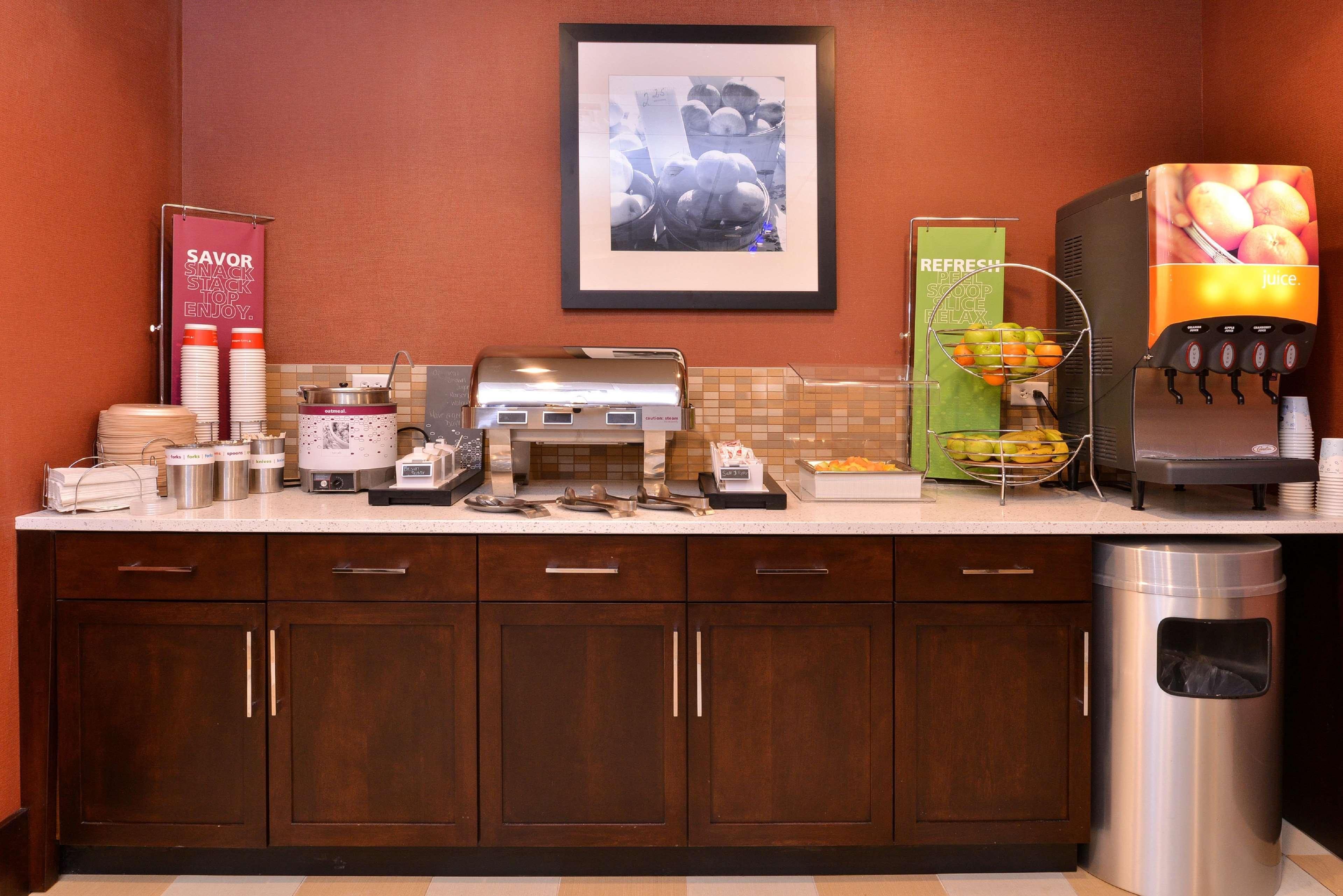Hampton Hotel 3*